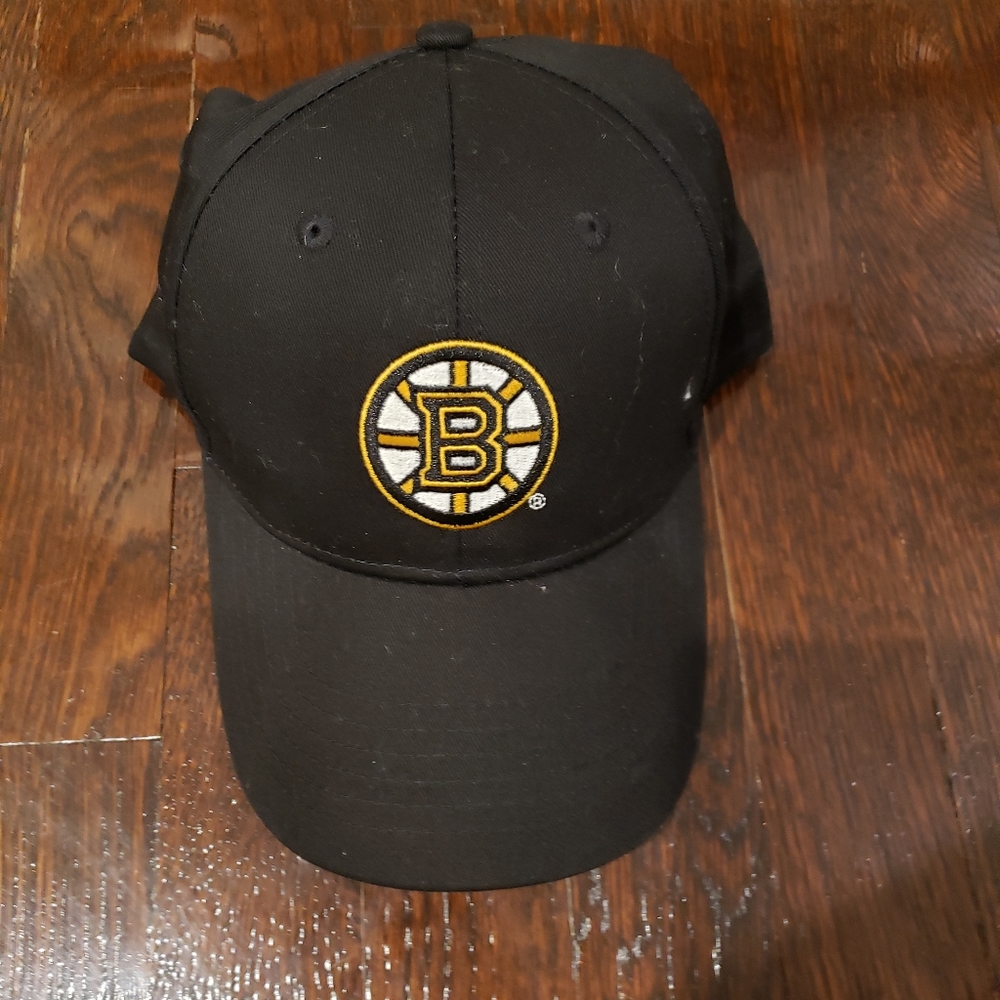 Boston Bruins adjustable cap